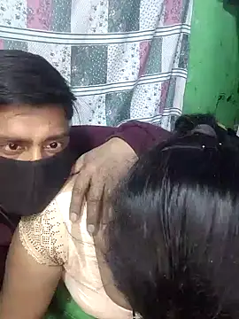 Aditya_sanjna's cam snapshot