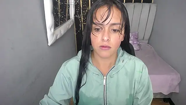 ChloeDreamm's cam snapshot