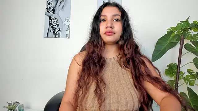 Victoria_Rosee's cam snapshot