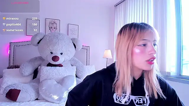 Mayajhons's cam snapshot