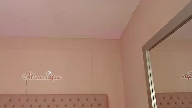 alice_sofia live sex cam