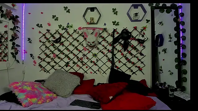 playful-girls's cam snapshot