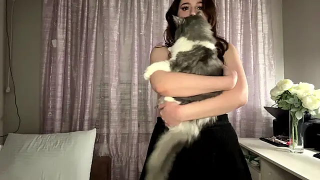 Freya_land's cam snapshot