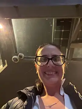 NataKitten live sex cam