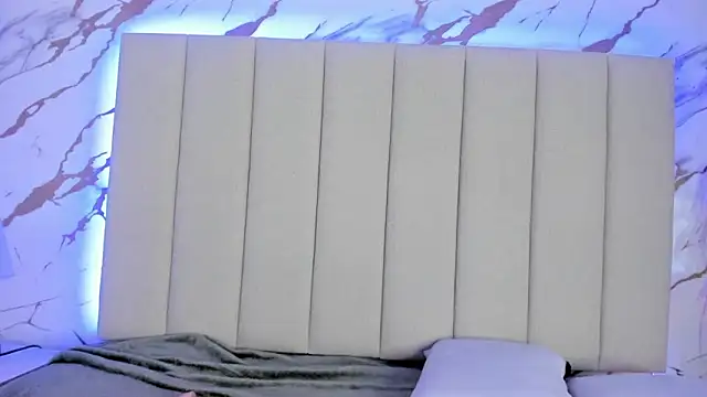 mia_serena_'s cam snapshot