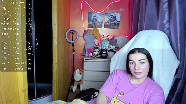 Fiery_Brunette_'s cam snapshot