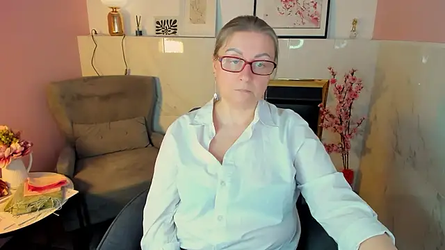 AlexandraKind's cam snapshot