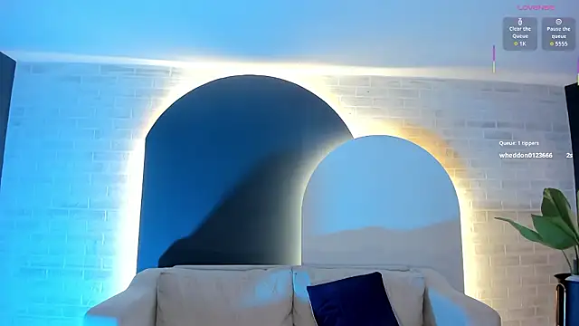 RossiRivers's cam snapshot