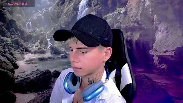 Tayson_Rivers live sex cam