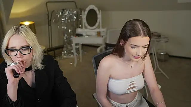 Jessica_start live sex cam