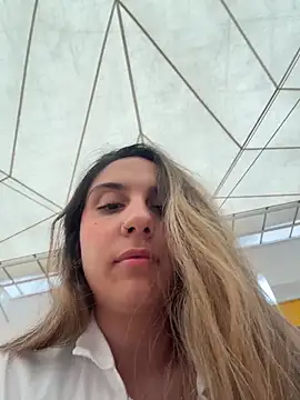 sarah_honey__ live sex cam