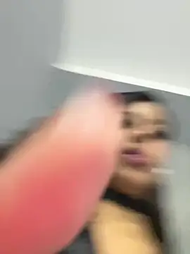 CaterinaRomano live sex cam