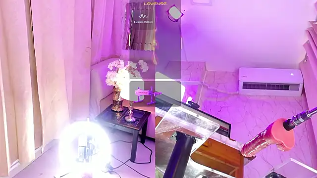 MayaRouse's cam snapshot