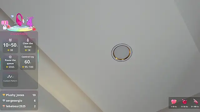 nicolle_pierce's cam snapshot