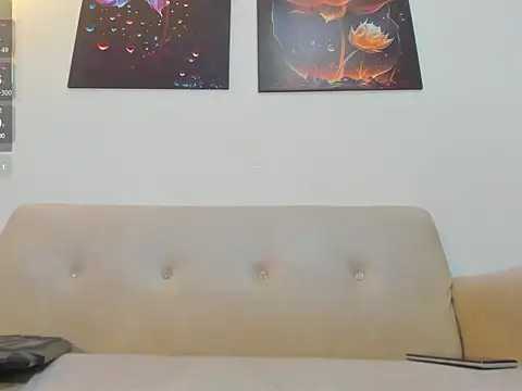 Chloe_bigcock live sex cam