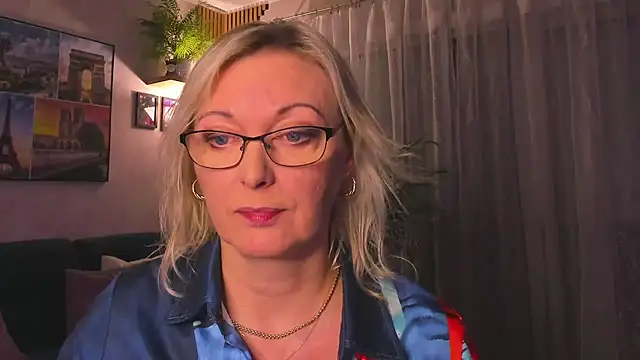 vanessa_chat's cam snapshot