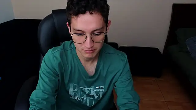 gamercum33's cam snapshot