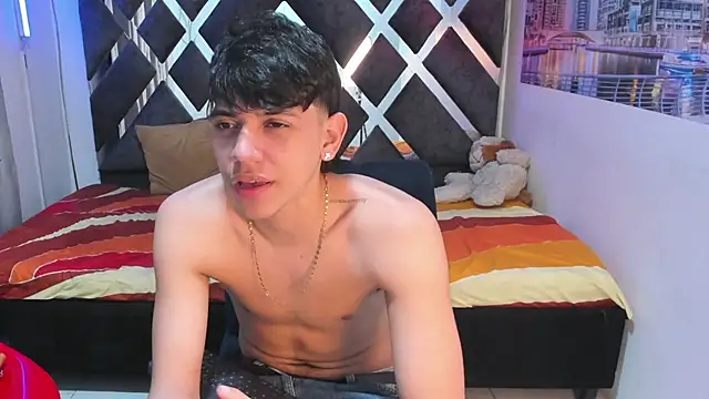 sebas_pretty7's cam snapshot