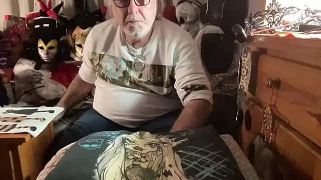 EroticVenetian's cam snapshot