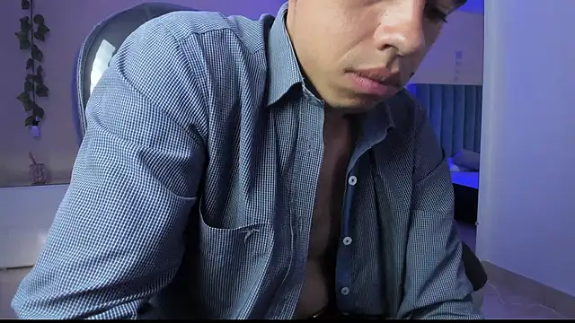 Muscle_Scott's cam snapshot