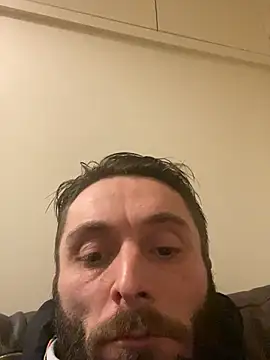 pezzerb7's cam snapshot