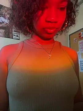 luvrgrllani's cam snapshot