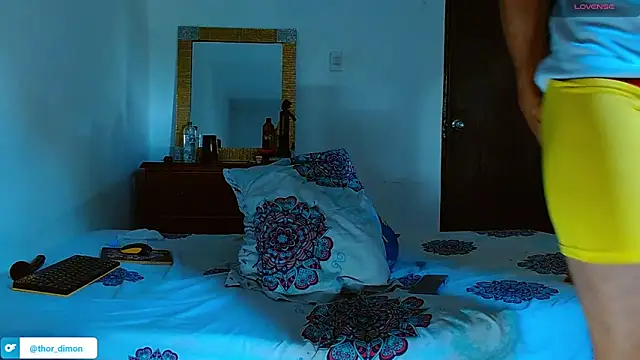 bray_hotboy777 live sex cam