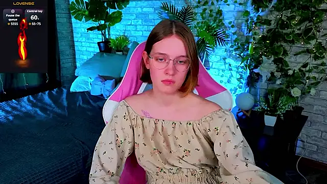 Mia_Mooore live sex cam