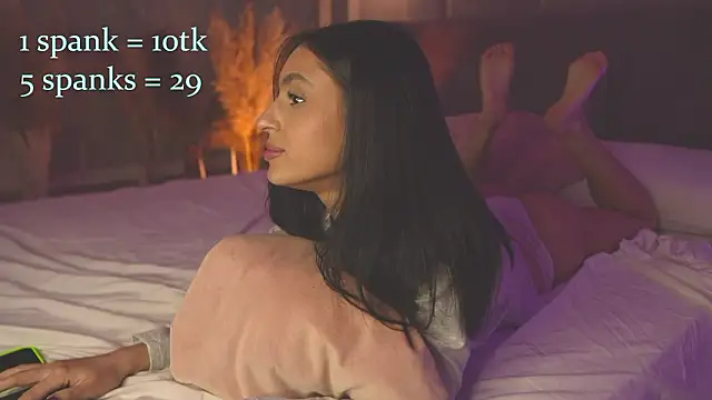 AdoraCortes live sex cam