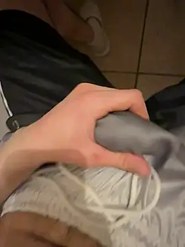 19yobigdick live sex cam