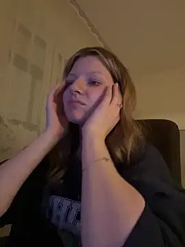 MaryHiggins live sex cam