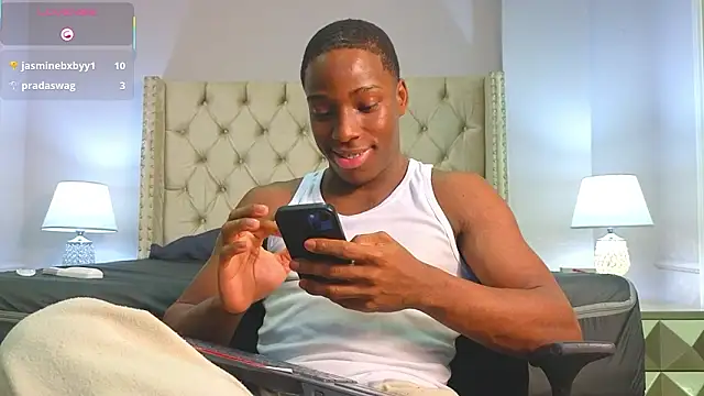 CharlesBrown_'s cam snapshot