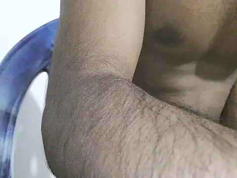 WolfMenSL's cam snapshot