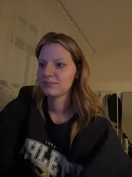 MaryHiggins's cam snapshot