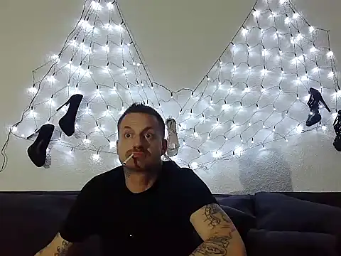 DevilsAngel13's cam snapshot