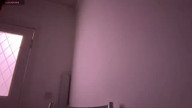 Lyrianel's cam snapshot