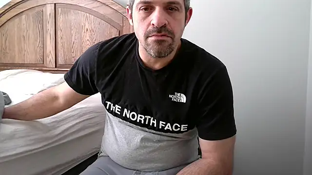 Troyt87 live sex cam