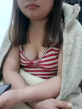 mai-mai-97's cam snapshot