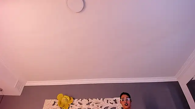 loraineblake's cam snapshot