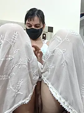 SpicyQueenX69 live sex cam