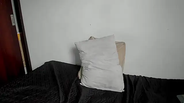 cirosky_elchicopolla live sex cam