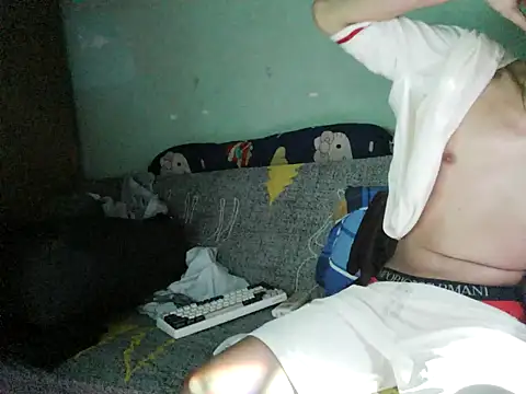 boyhigh1997 live sex cam