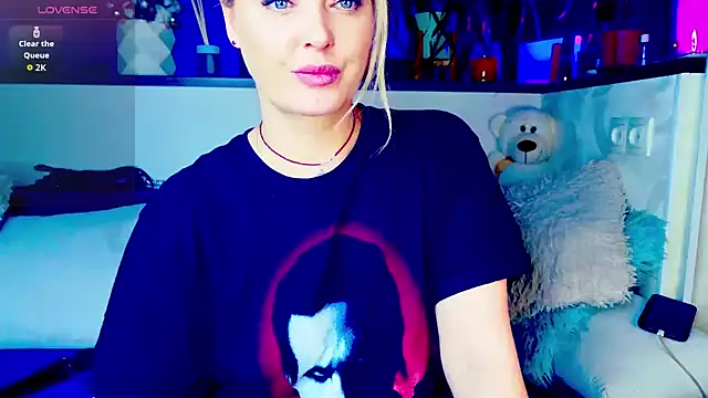 _JuliaSpace_ live sex cam