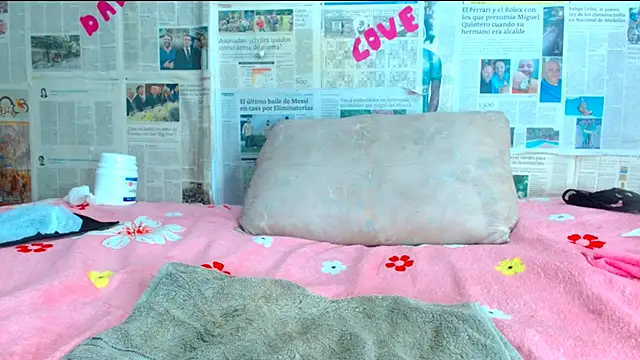 hexaravagina22's cam snapshot