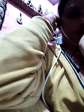 Cut_ragni live sex cam