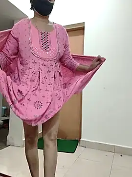 SpicyQueenX69's cam snapshot