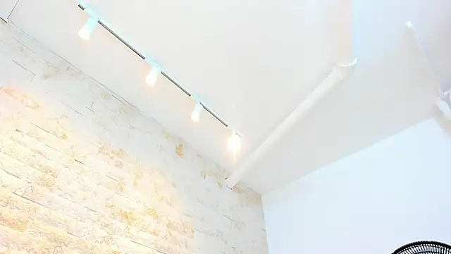 mia_roldan_ live sex cam