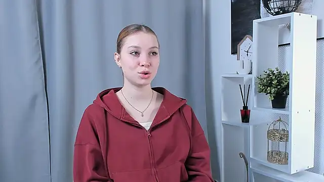 JadwigaTagliavia's cam snapshot