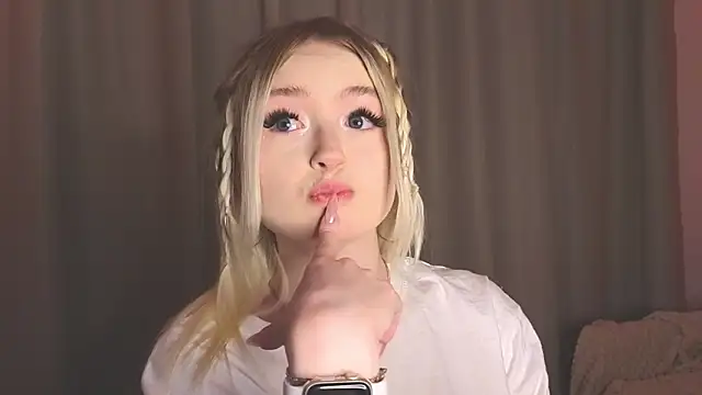 minigirl's cam snapshot