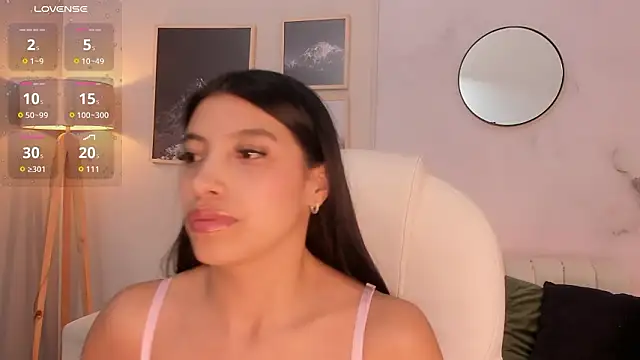 Tiffany_Low's cam snapshot